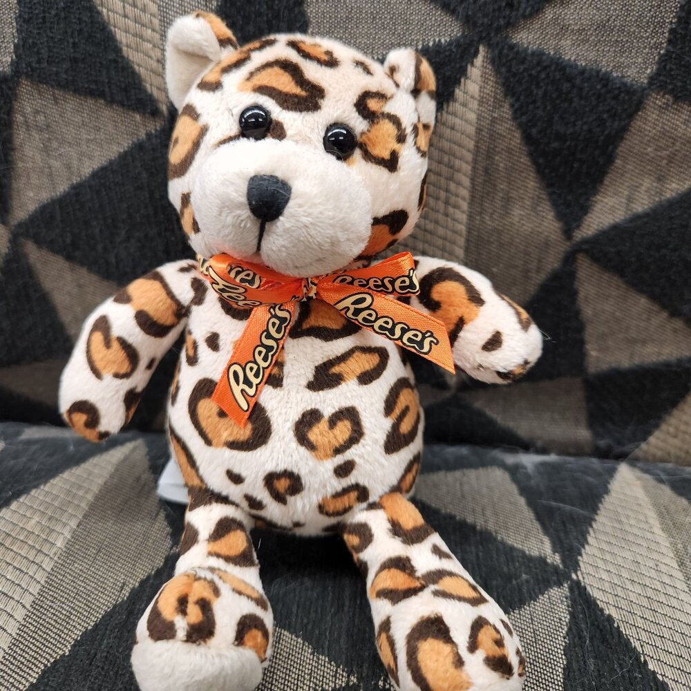 Reeces Bear - Picture 3 of 3